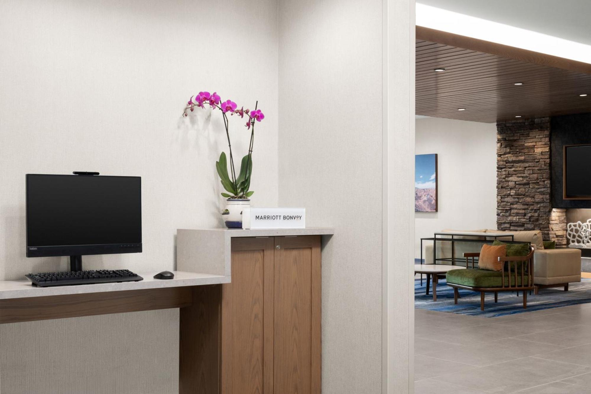 Fairfield By Marriott Inn & Suites Victorville Exterior foto
